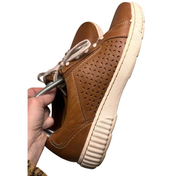 Clarks Collection Caroline Ella Leather Casual Sneakers Sz 10 M Cognac Comfort - Picture 15 of 16